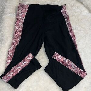4 pack size Med leggings
